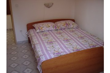 Hrvaška Byt Biograd na Moru, Eksterier